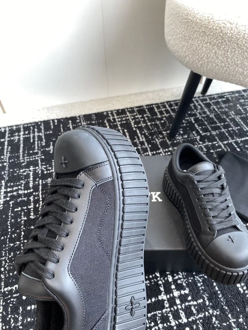 UrbanStyle Smfk Shoes 7290