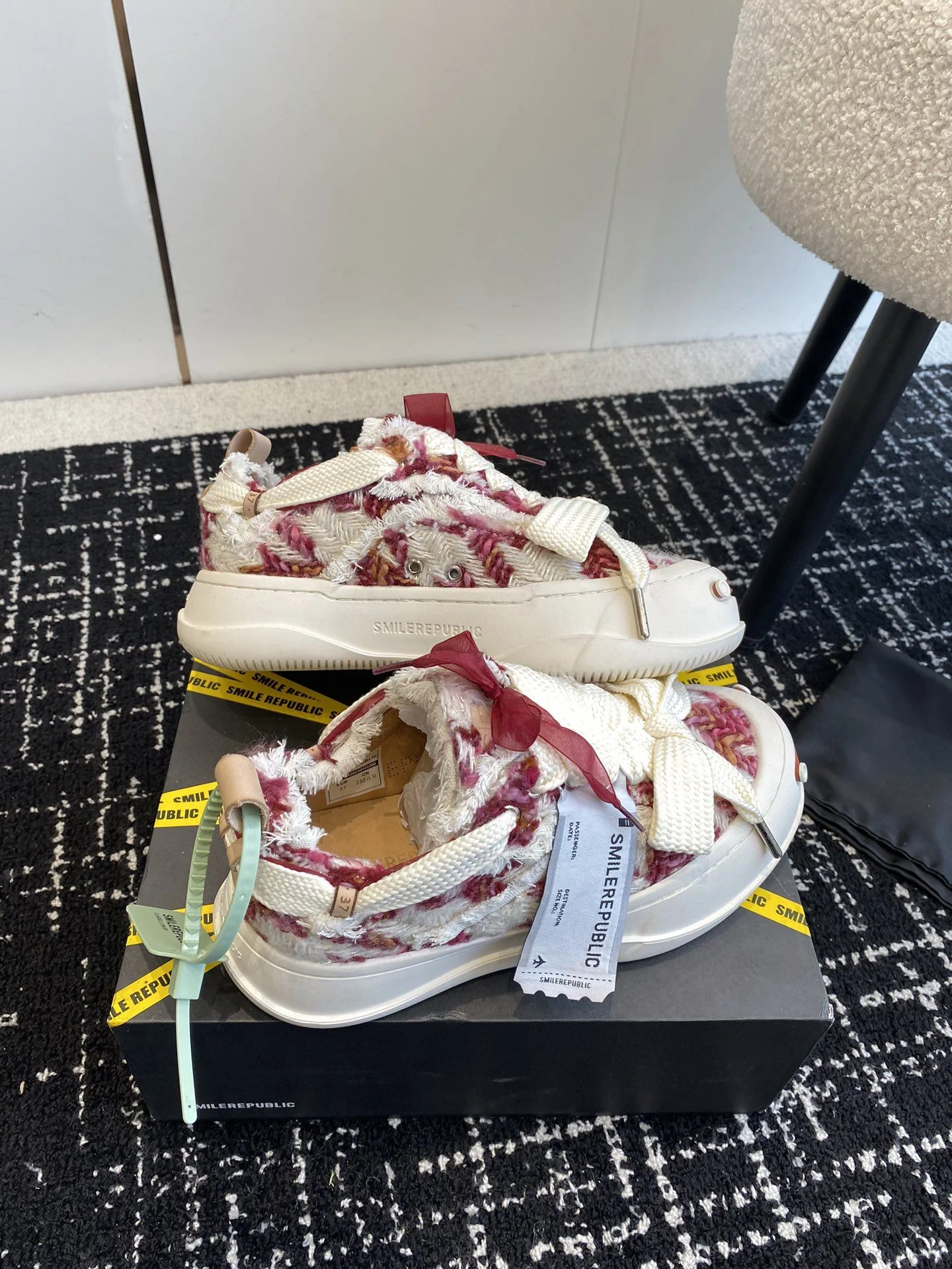 Smilerepublic Shoes Snug 7259