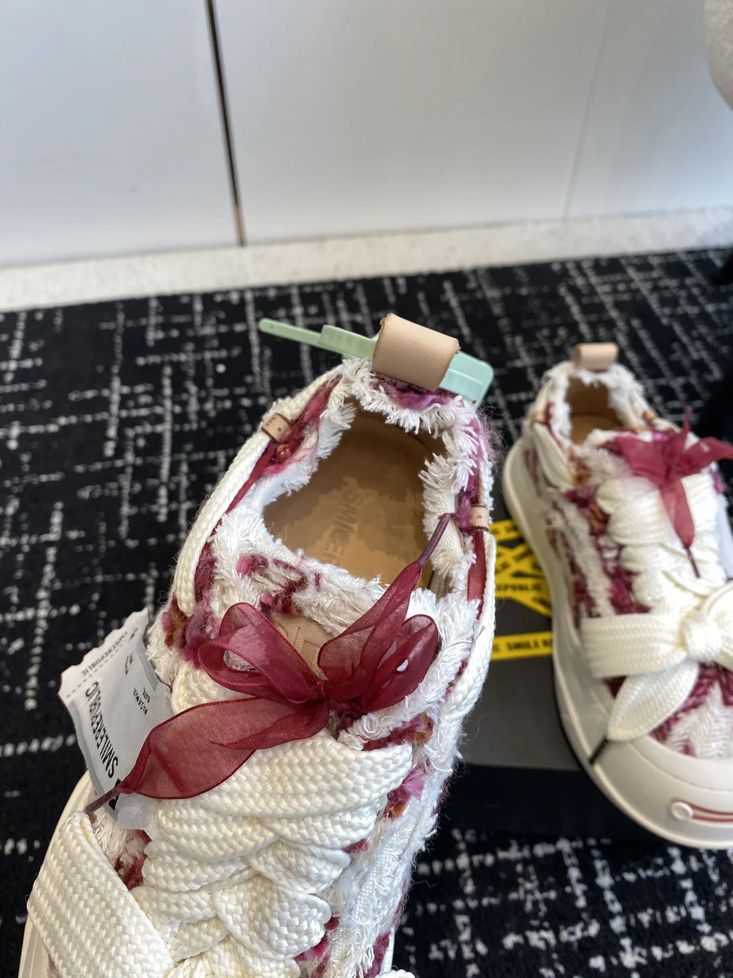 Smilerepublic Shoes Snug 7259