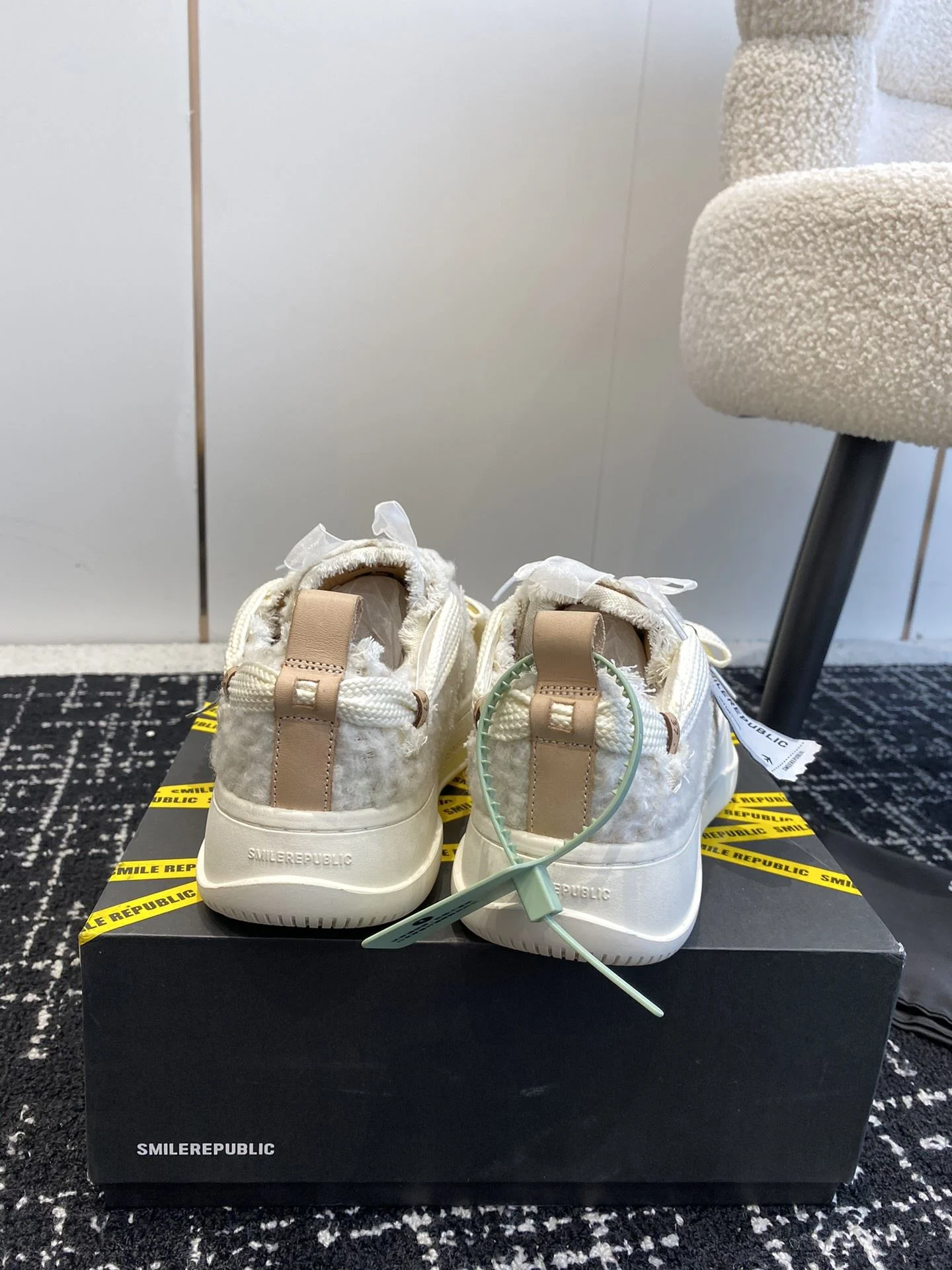 Smilerepublic Shoes OdorResistant 7245