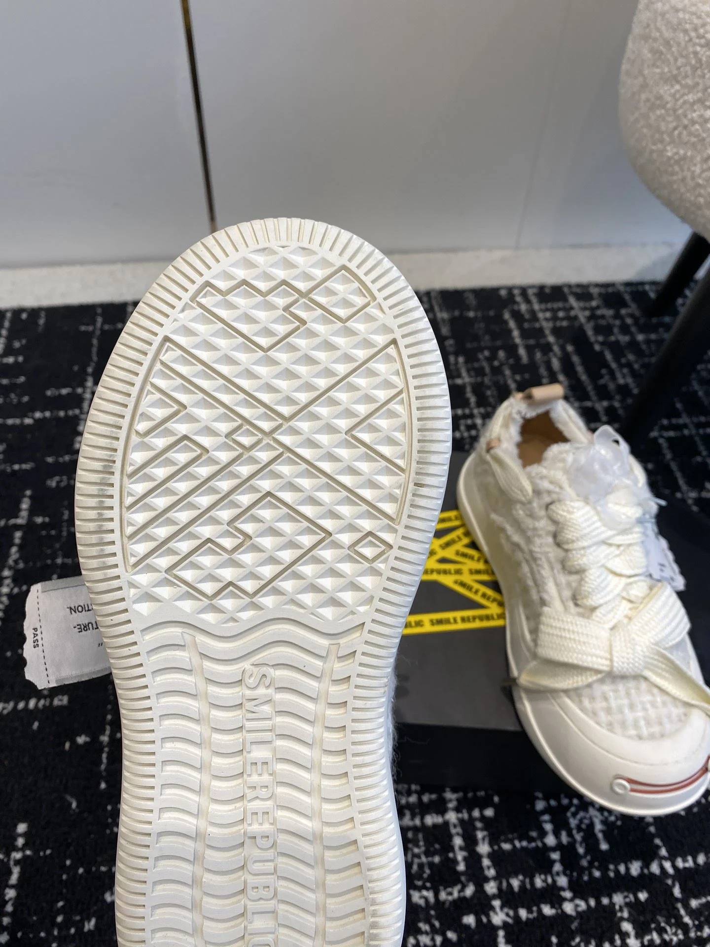 Smilerepublic Shoes OdorResistant 7245