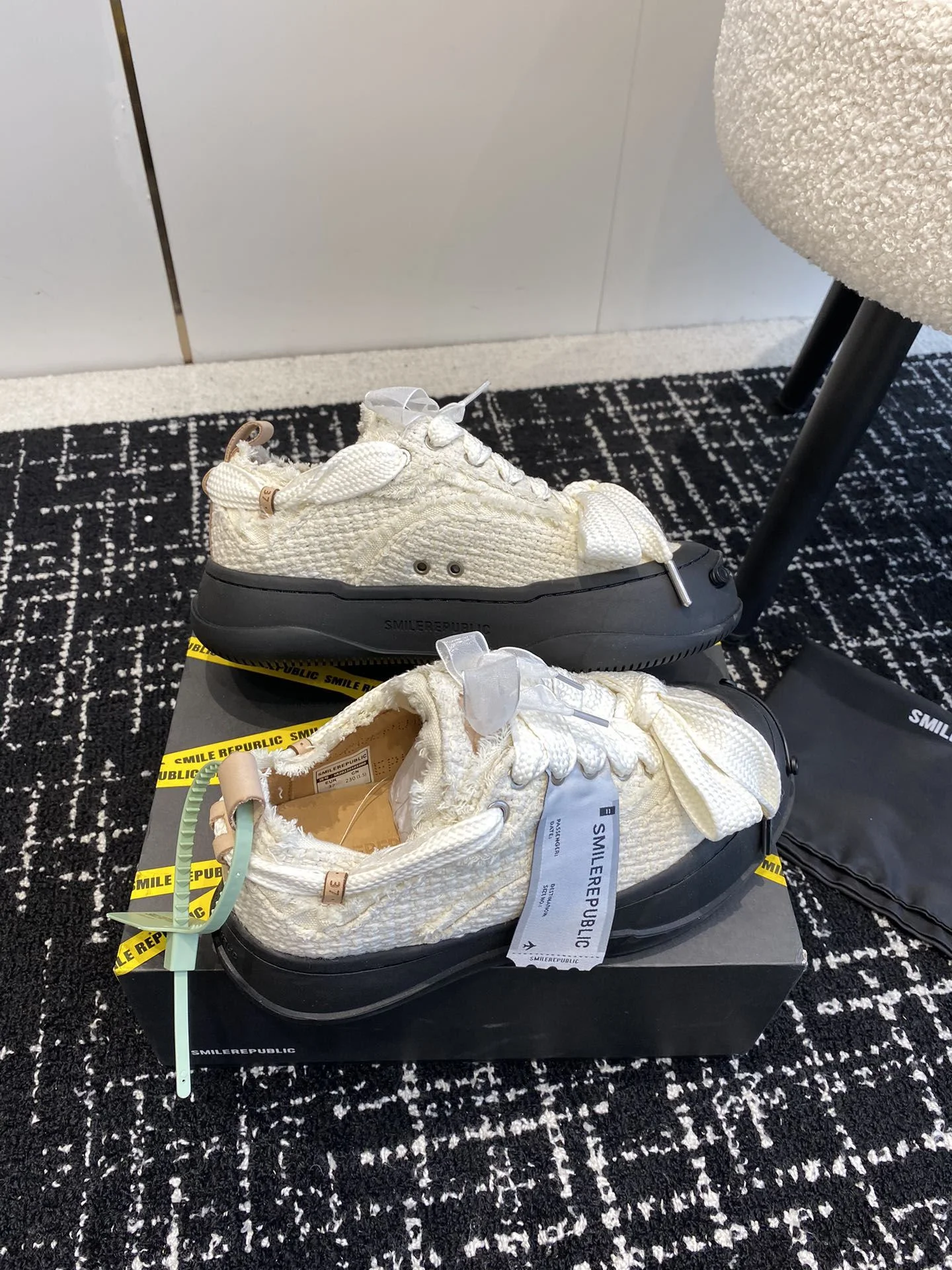 Smilerepublic Shoes Trendy 7355