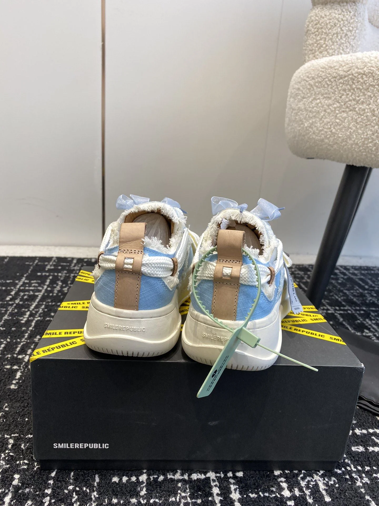 Smilerepublic Shoes EyeCatching 7265