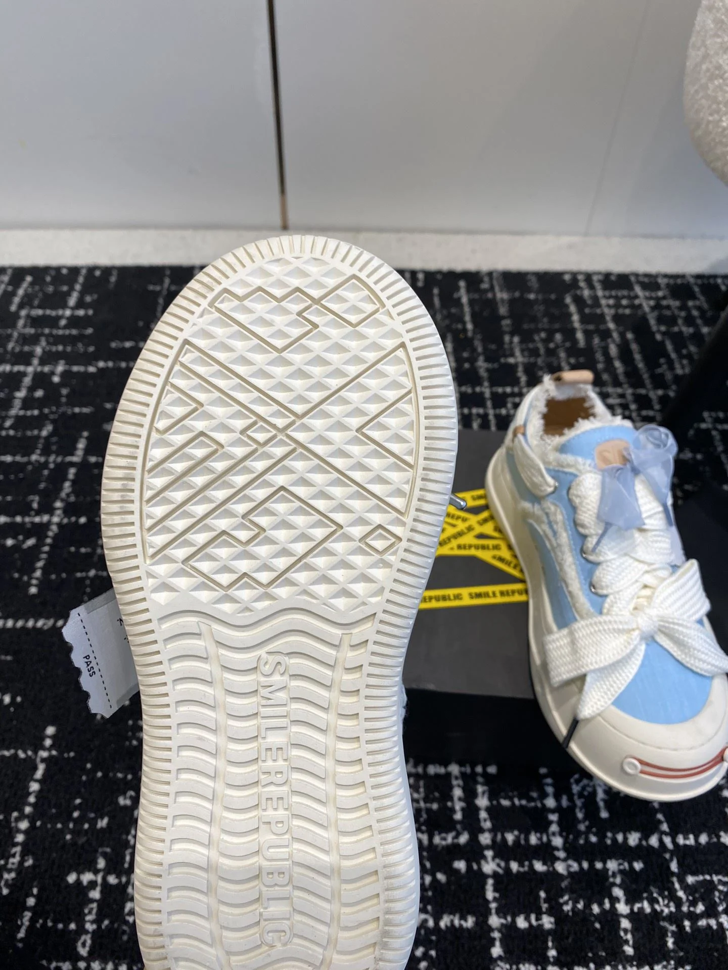 Smilerepublic Shoes EyeCatching 7265