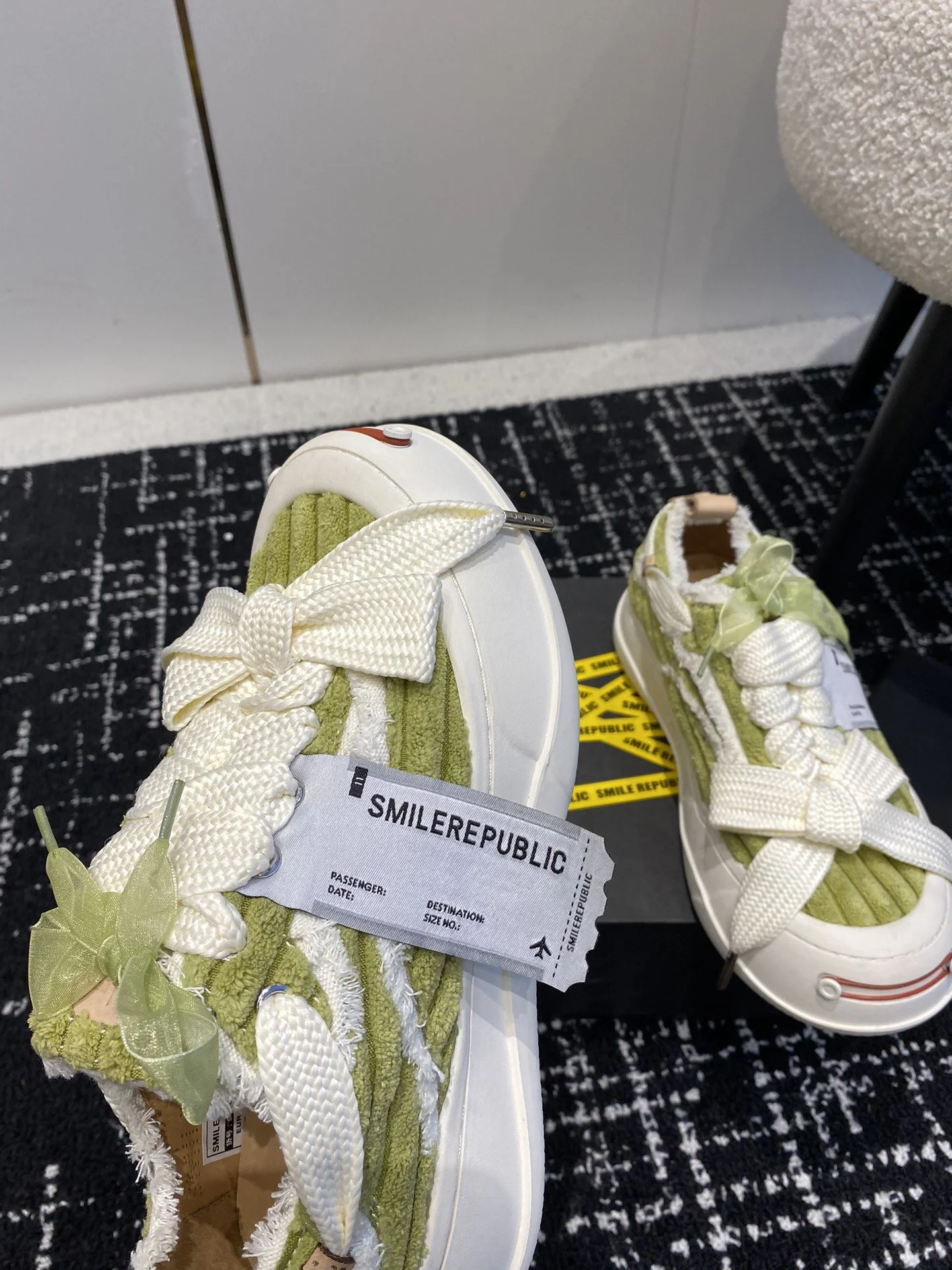 Smilerepublic Shoes Bright 7271