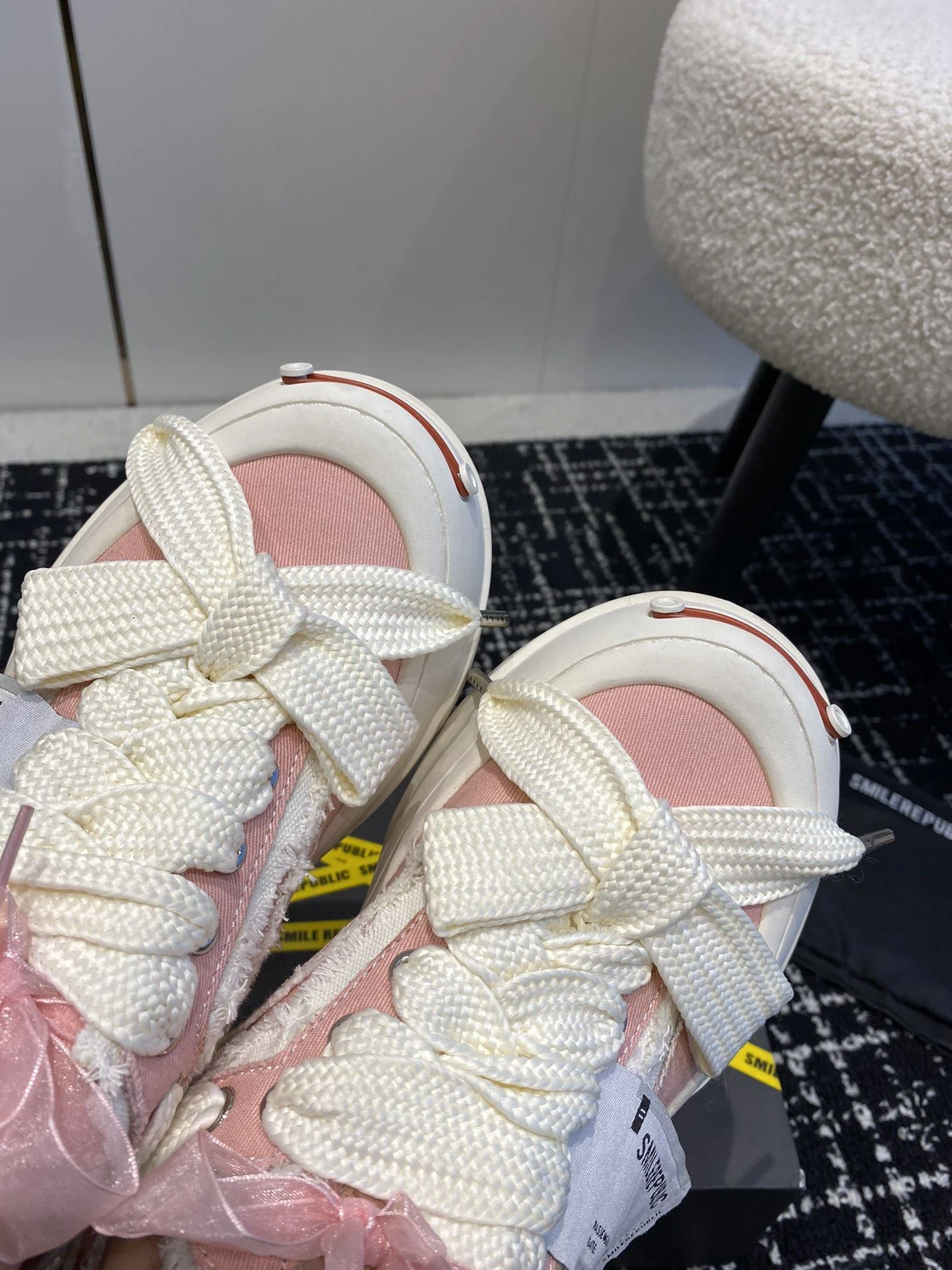 Compact Smilerepublic Shoes 7297