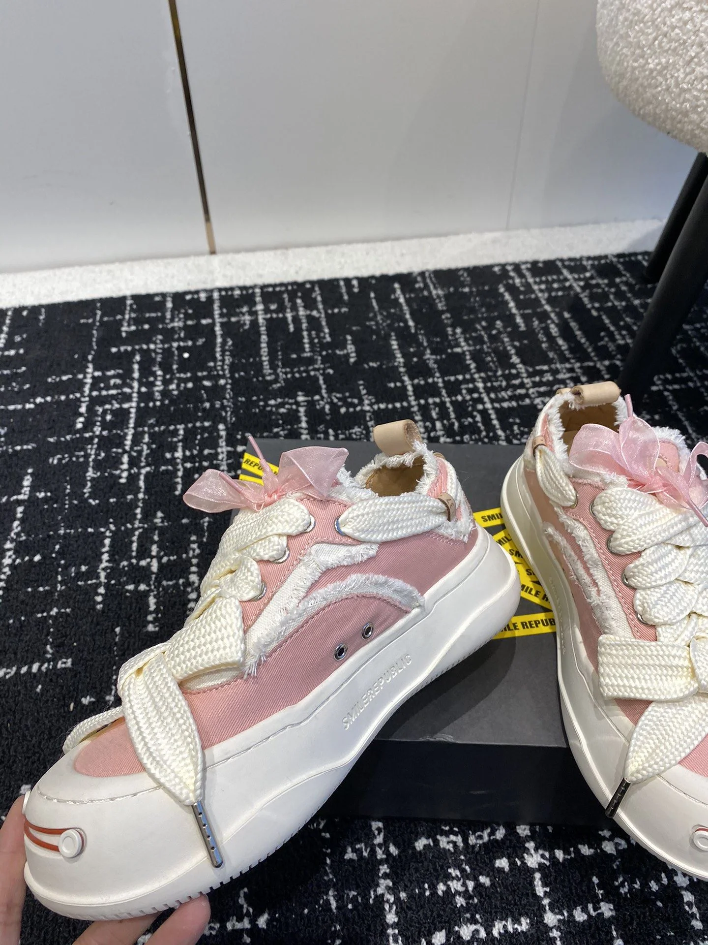 Compact Smilerepublic Shoes 7297