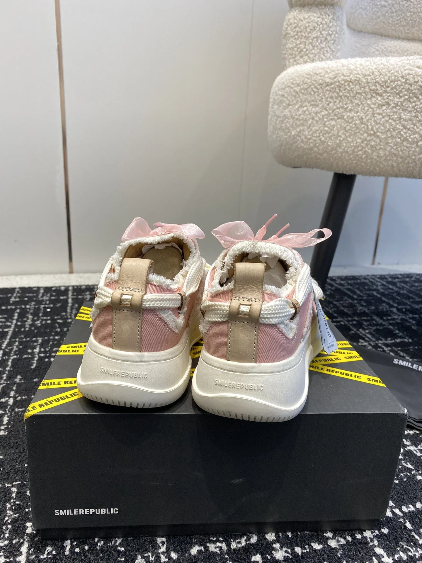 Compact Smilerepublic Shoes 7297