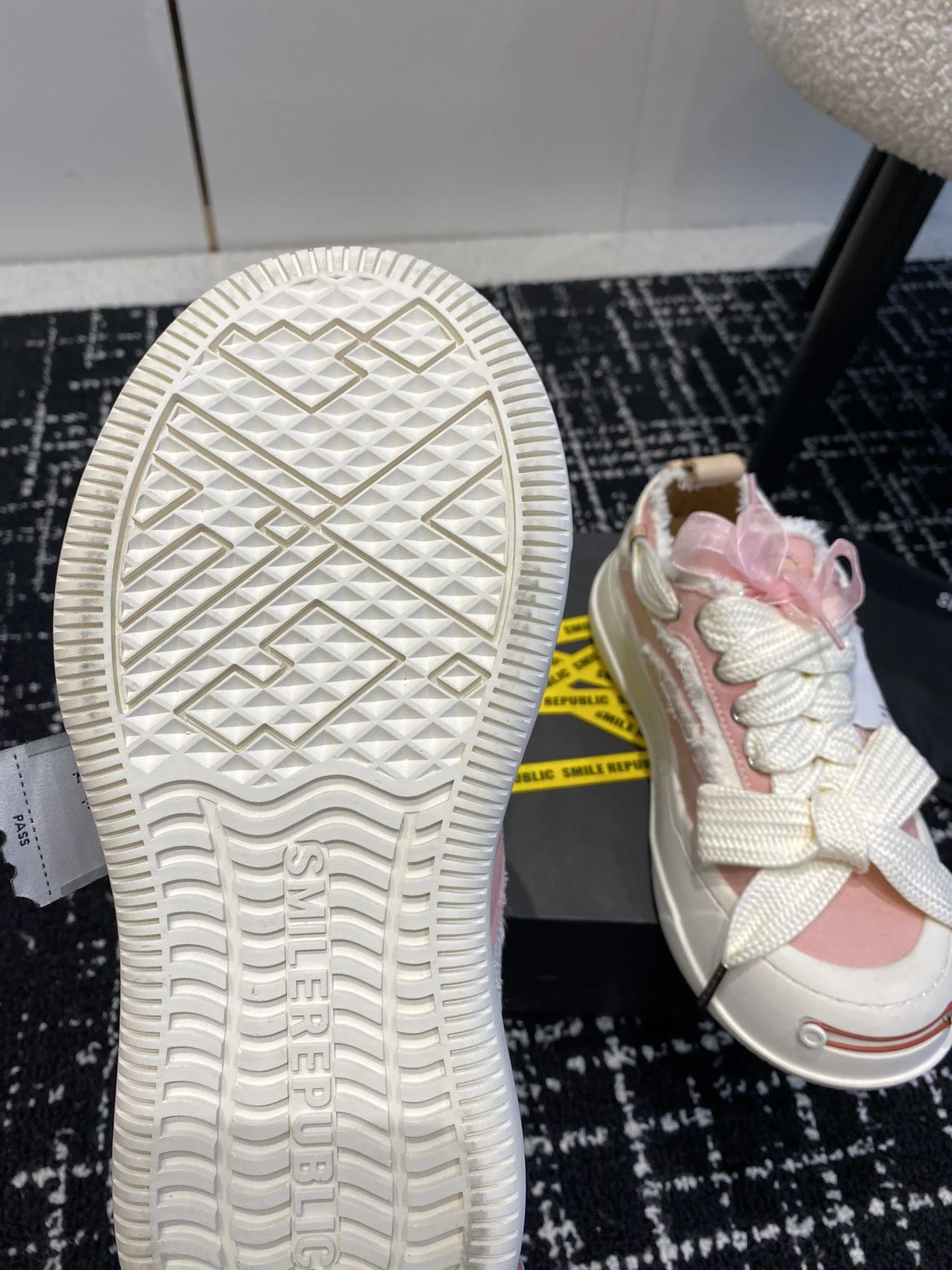 Compact Smilerepublic Shoes 7297
