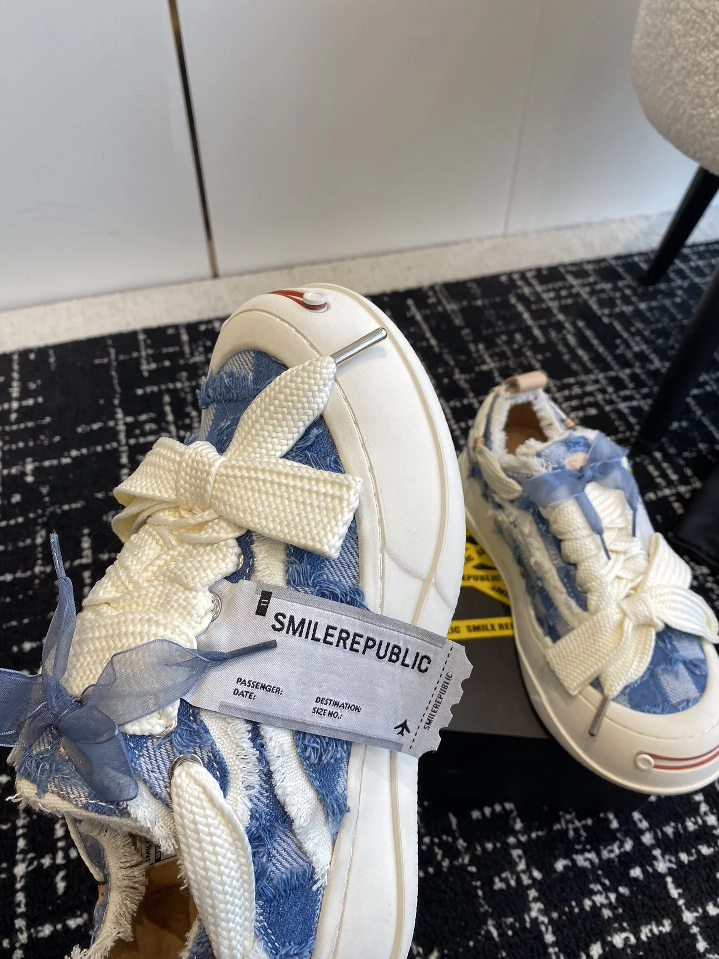 SunProtective Smilerepublic Shoes 7244