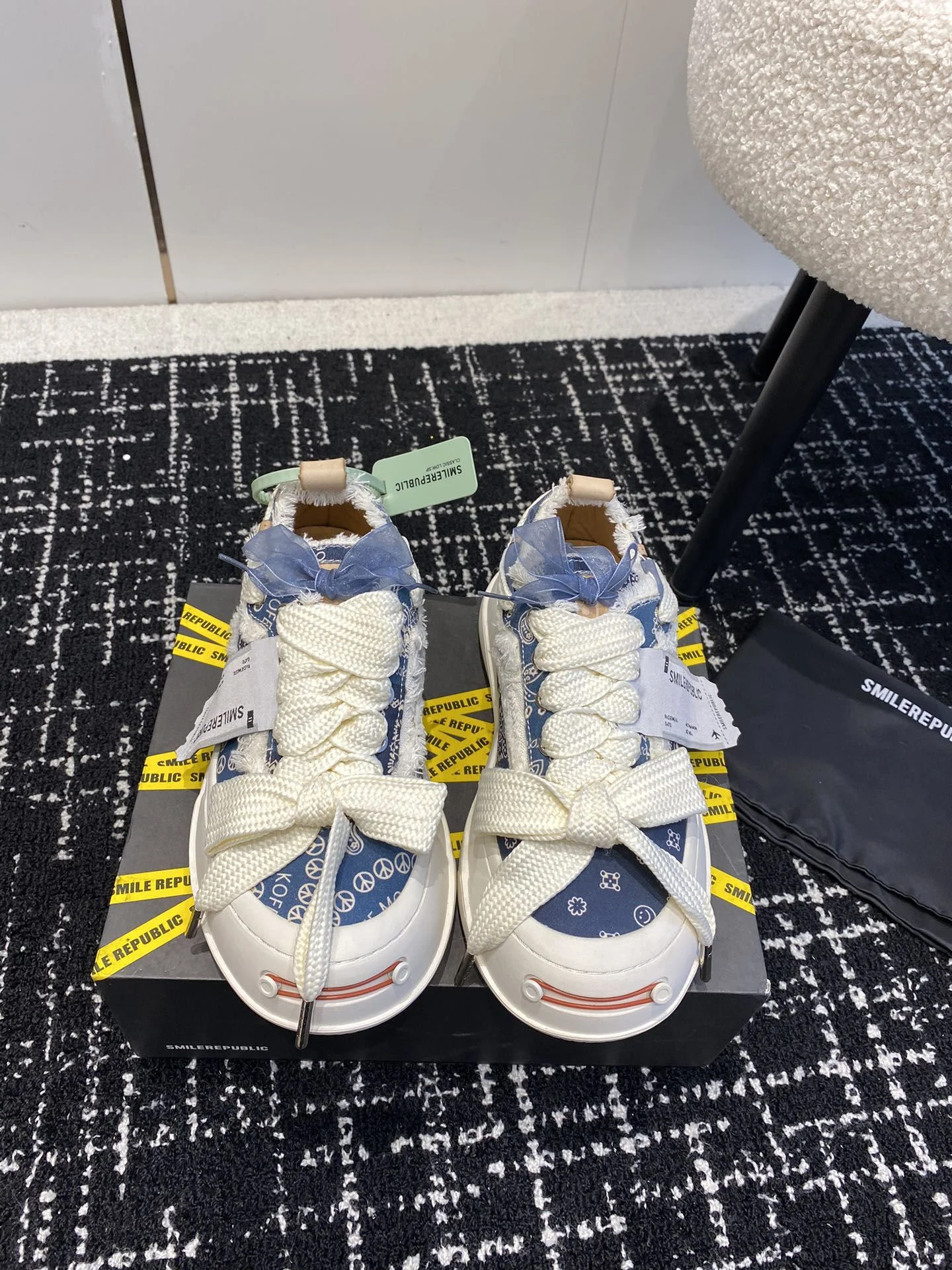 Smilerepublic Shoes WeatherProof 7239