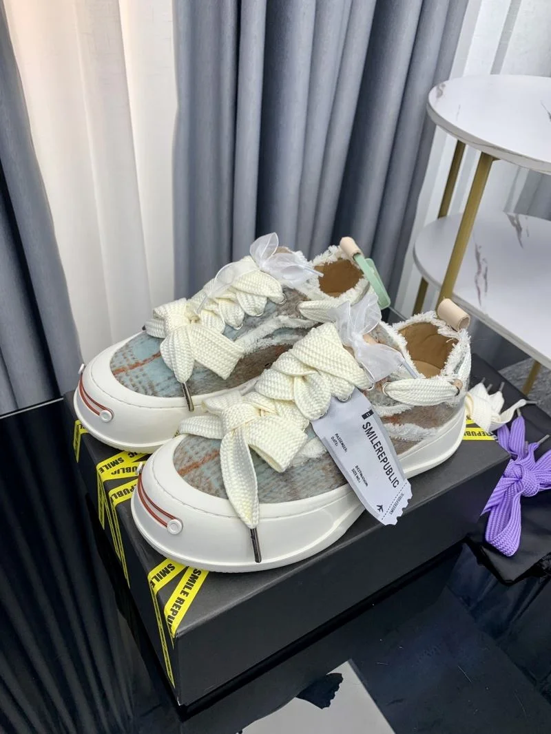 Smilerepublic Shoes Classic 8921