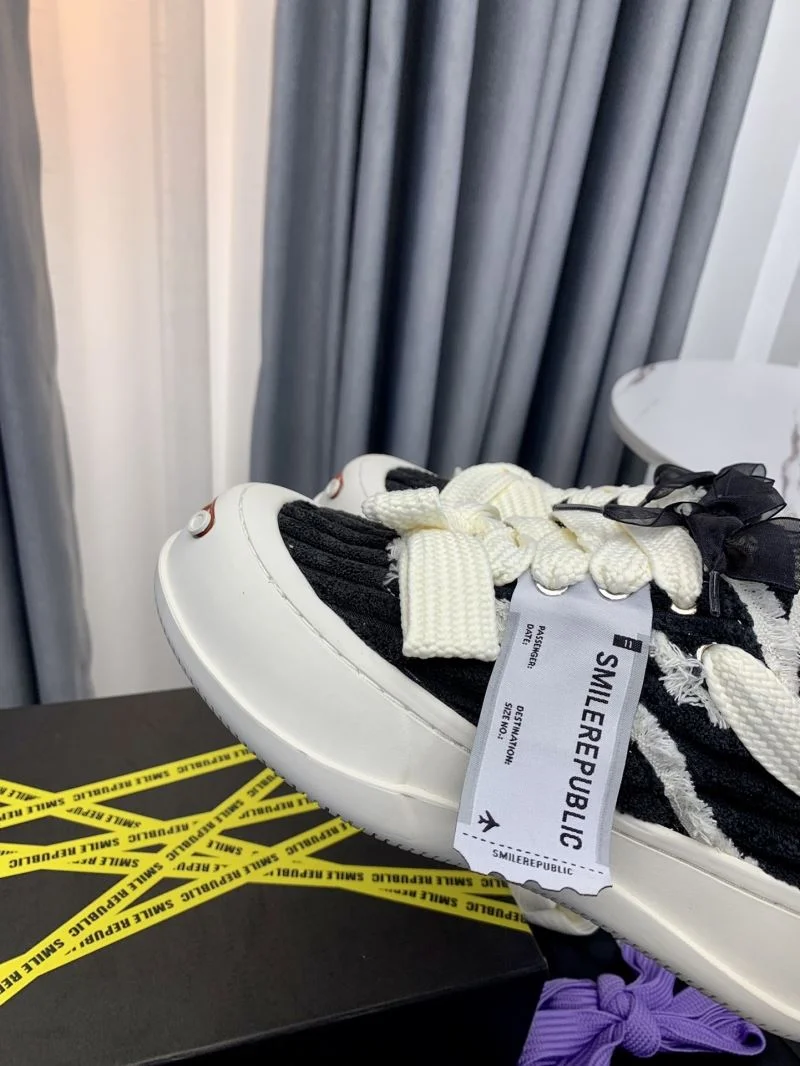 Youthful Smilerepublic Shoes 8992