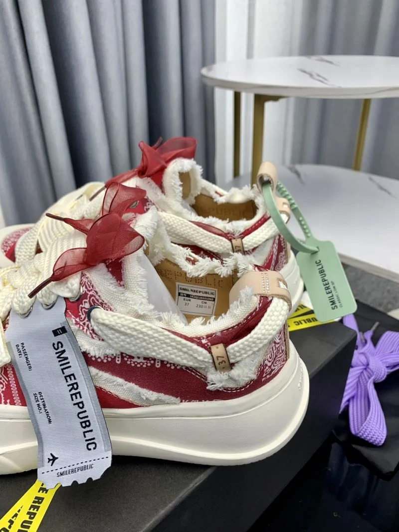 Efficient Smilerepublic Shoes 8975