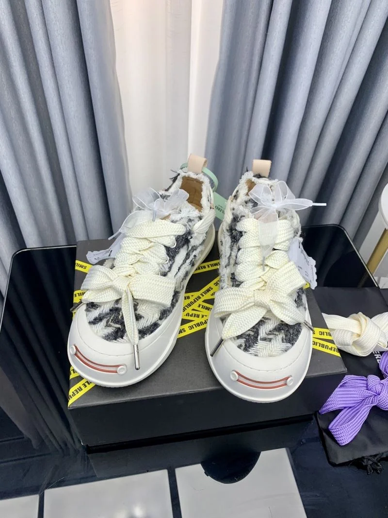 Unique Smilerepublic Shoes 8970