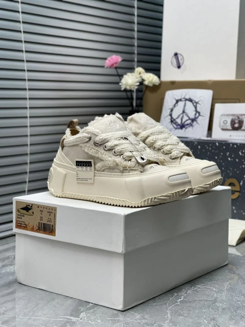 Smilerepublic Shoes WellDesigned 15402