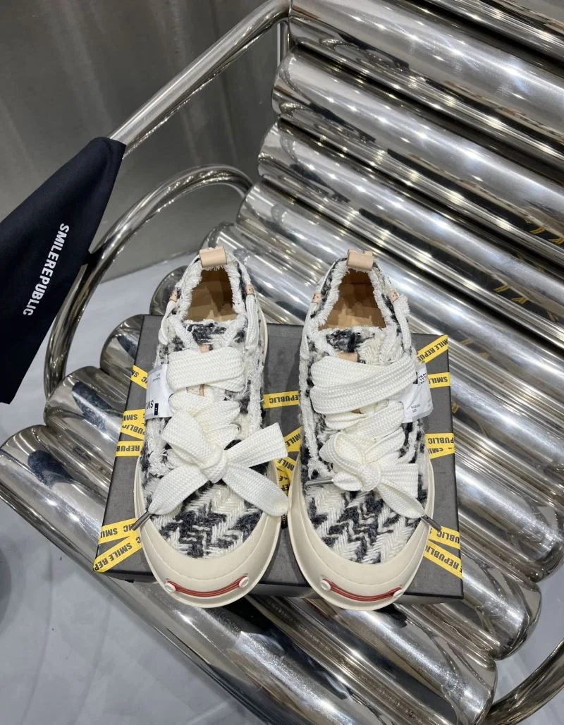 Smilerepublic Shoes Sleek 5810