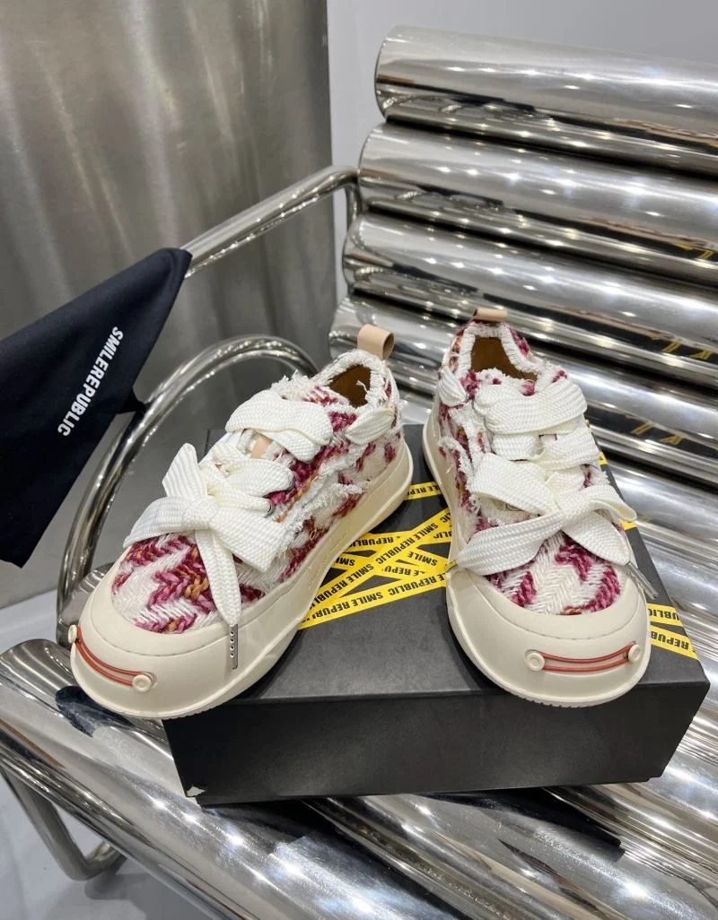 WrinkleFree Smilerepublic Shoes 5778