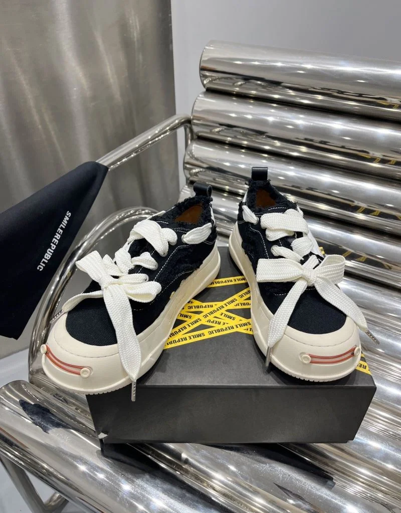 Lightweight Smilerepublic Shoes 5815