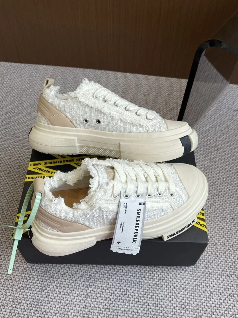 AllSeason Smilerepublic Shoes 5775