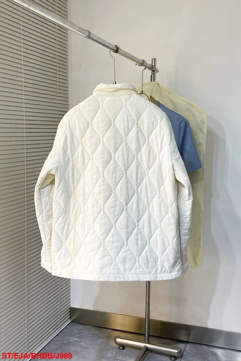 WrinkleFree Stone Island Outwear 173020