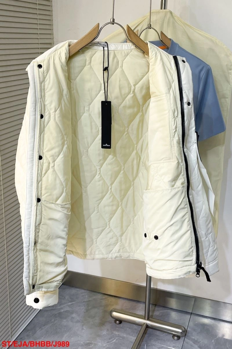 WrinkleFree Stone Island Outwear 173020