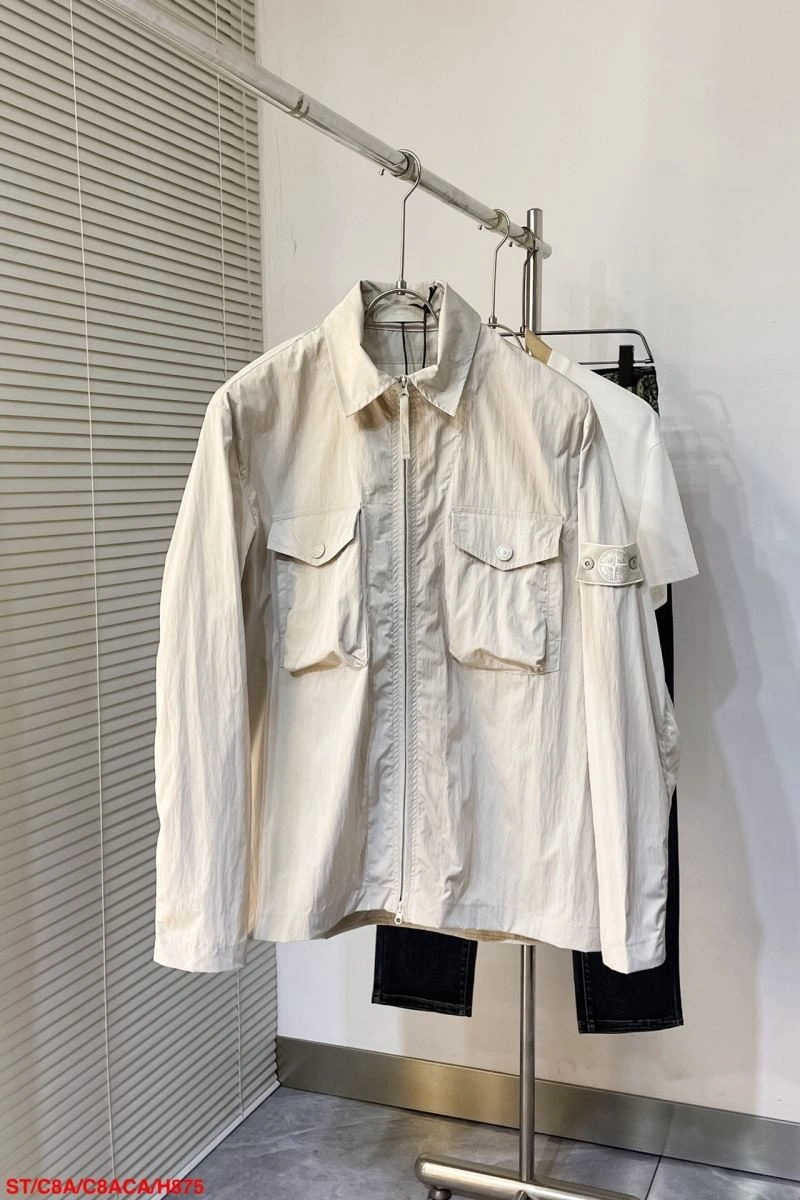 Stone Island Outwear Sporty 173065