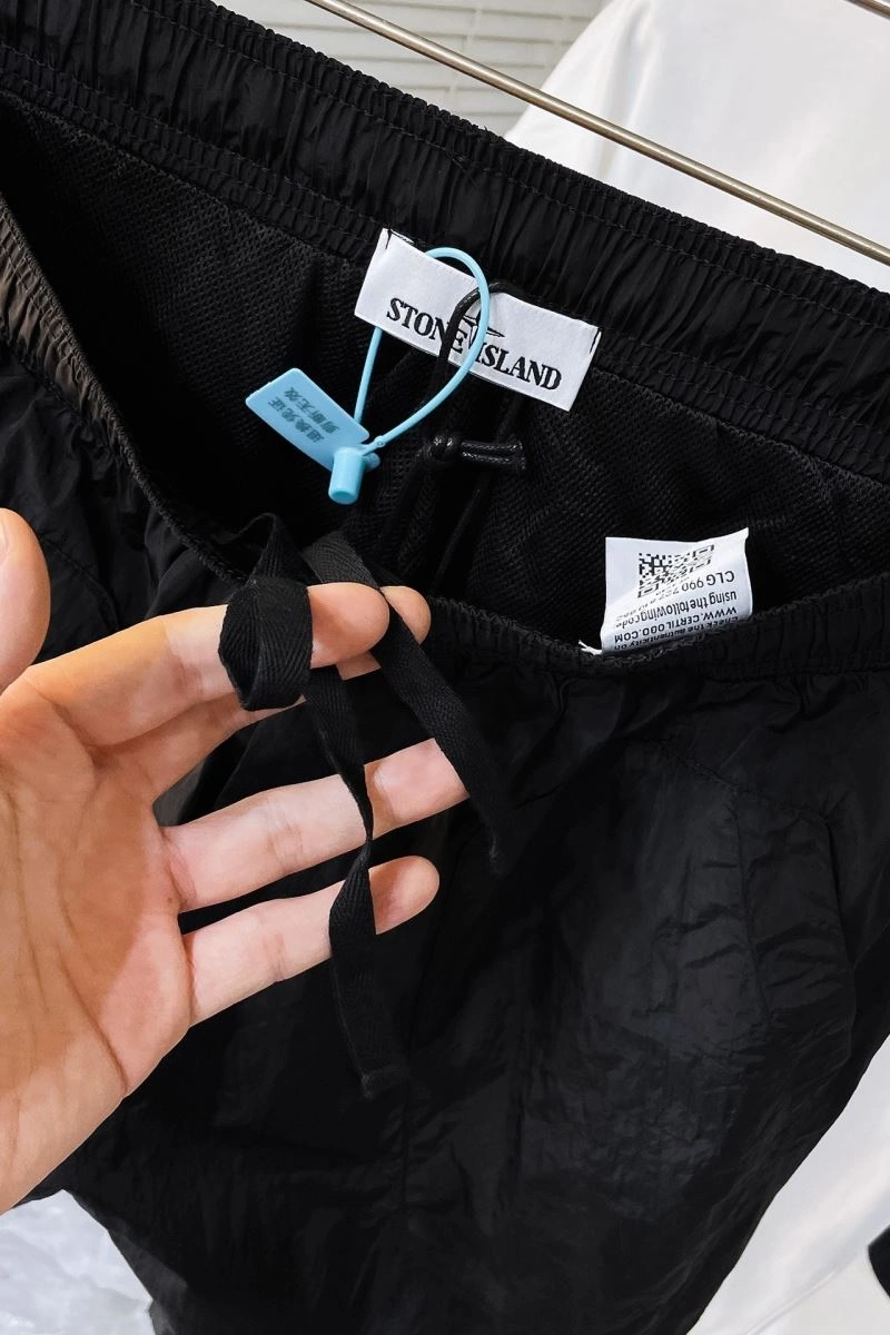 Stone Island Short Pants Comfortable 172855