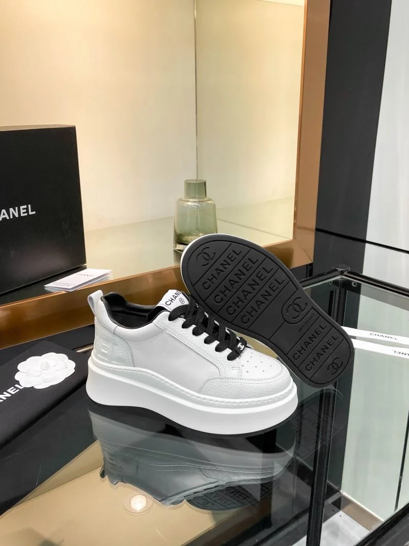Stuart Weitzman Shoes Unisex 11247