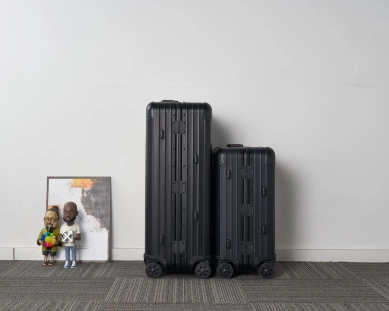 Unisex Supreme x Rimowa Suitcase 69332