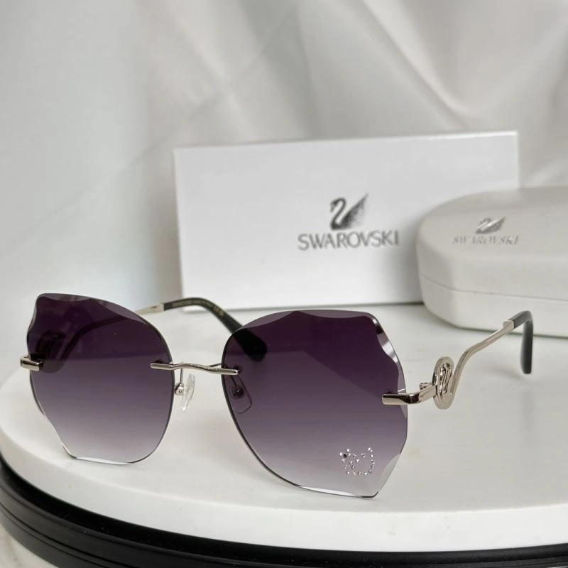 Sleek Swarovske Sunglasses 282271