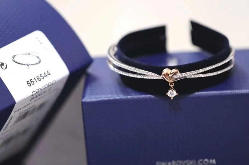 OdorResistant Swarovski Bracelets 252203
