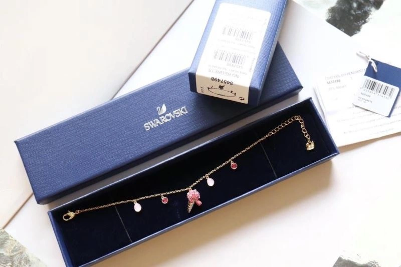 Chic Swarovski Bracelets 252196