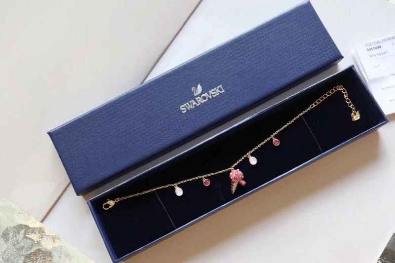 Chic Swarovski Bracelets 252196