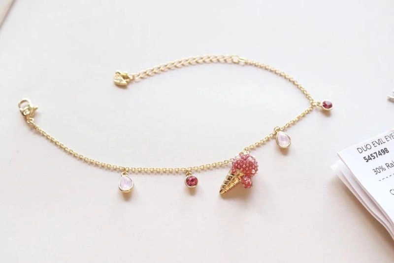Chic Swarovski Bracelets 252196