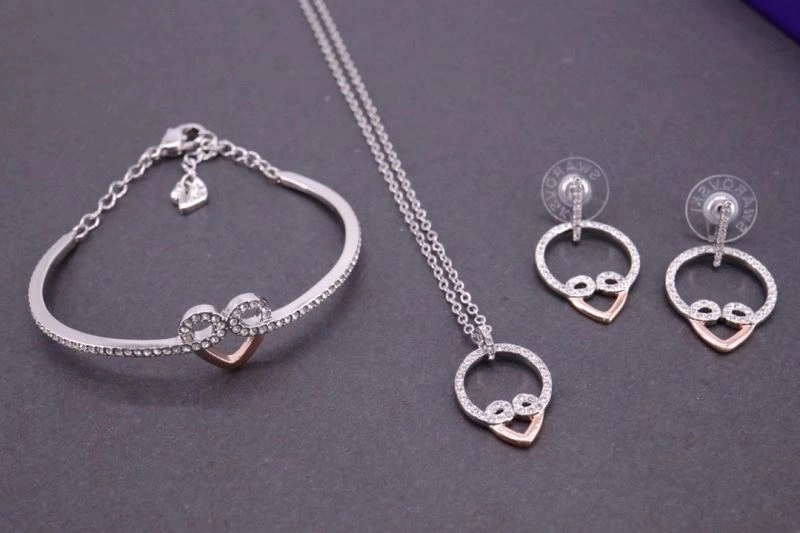 Bright Swarovski Bracelets 252182