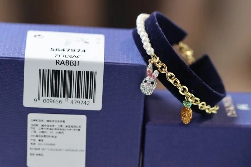 Comfortable Swarovski Bracelets 252209