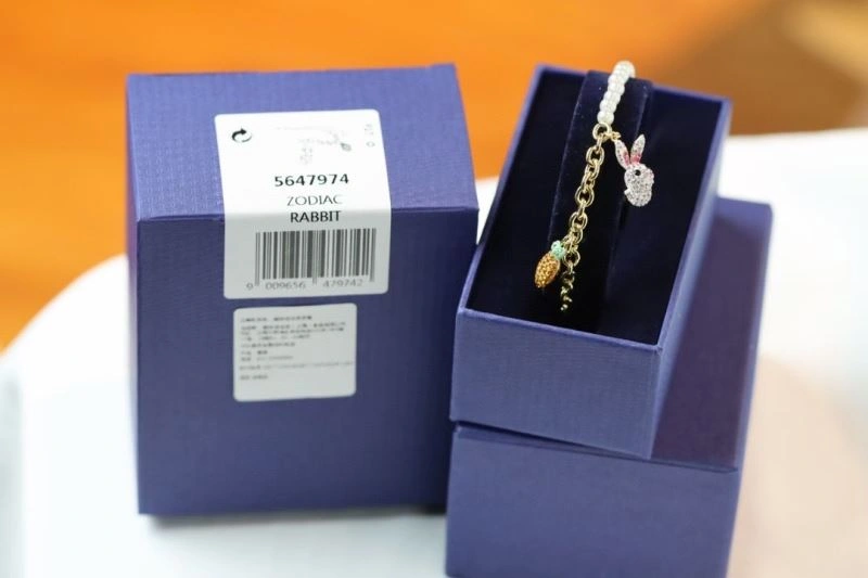 Comfortable Swarovski Bracelets 252209