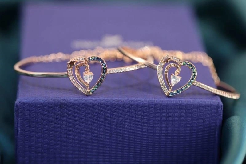 SmoothTexture Swarovski Bracelets 252064
