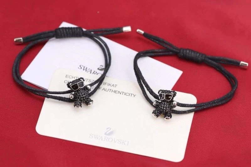 Tailored Swarovski Bracelets 252073