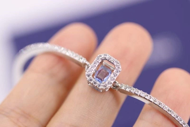 WaterResistant Swarovski Bracelets 252056