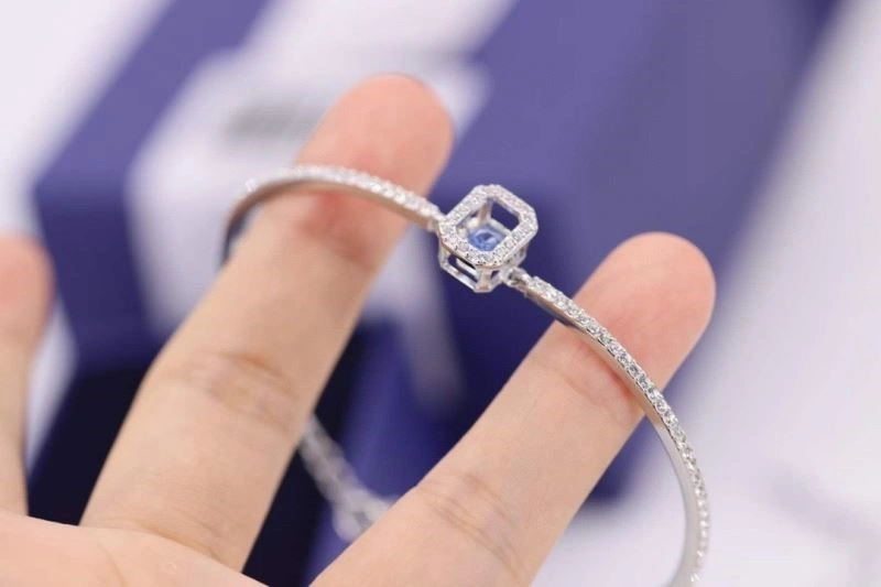 WaterResistant Swarovski Bracelets 252056