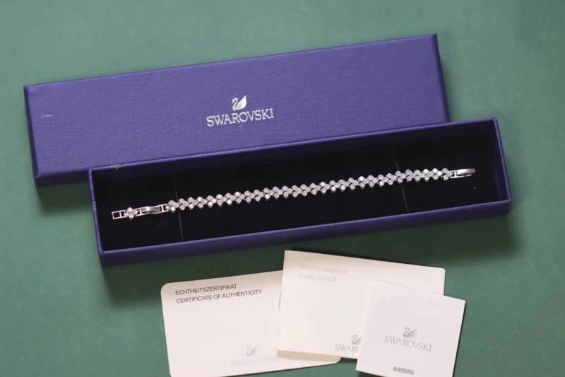 Premium Swarovski Bracelets 251987
