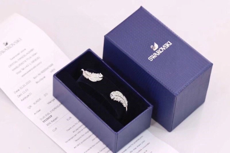Sophisticated Swarovski Bracelets 251990