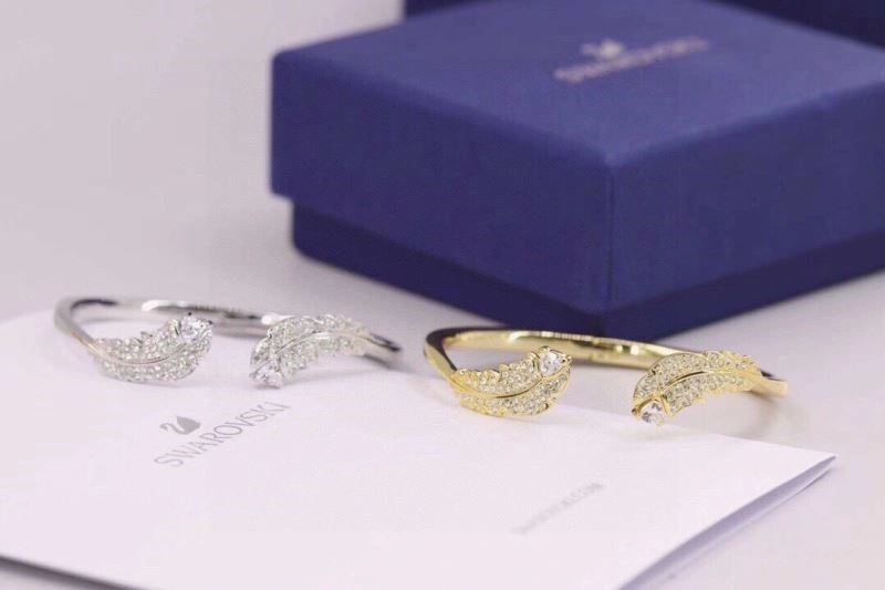 Sophisticated Swarovski Bracelets 251990