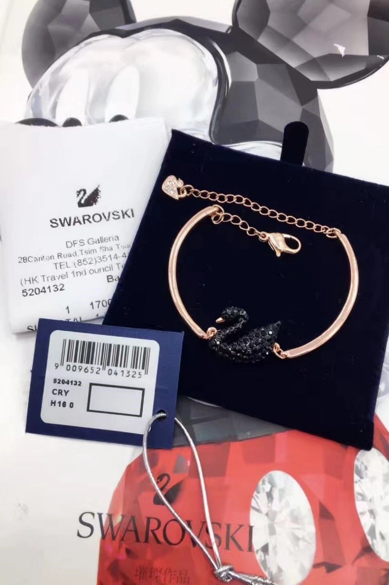 Swarovski Bracelets MoistureWicking 251901