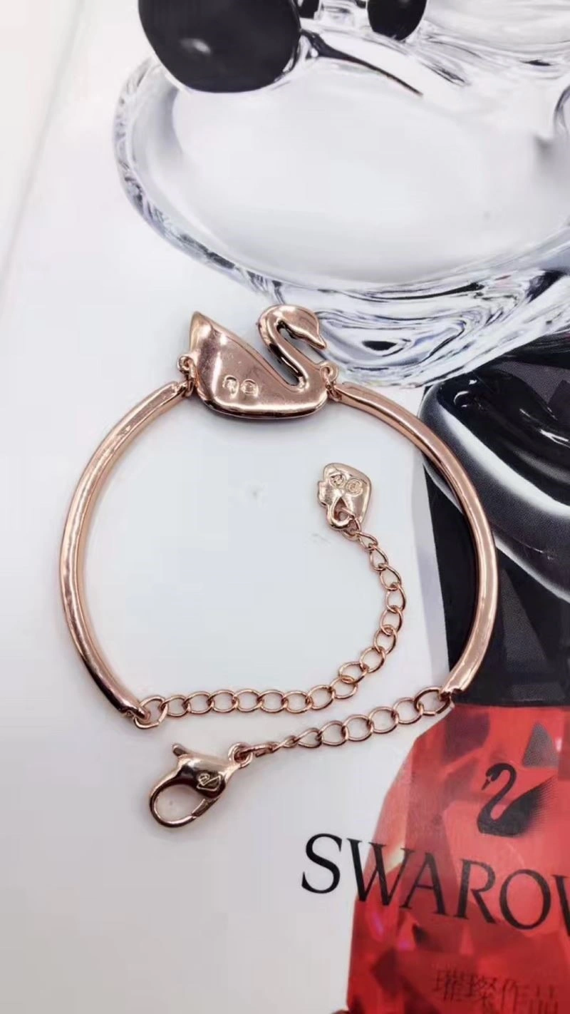 Swarovski Bracelets MoistureWicking 251901
