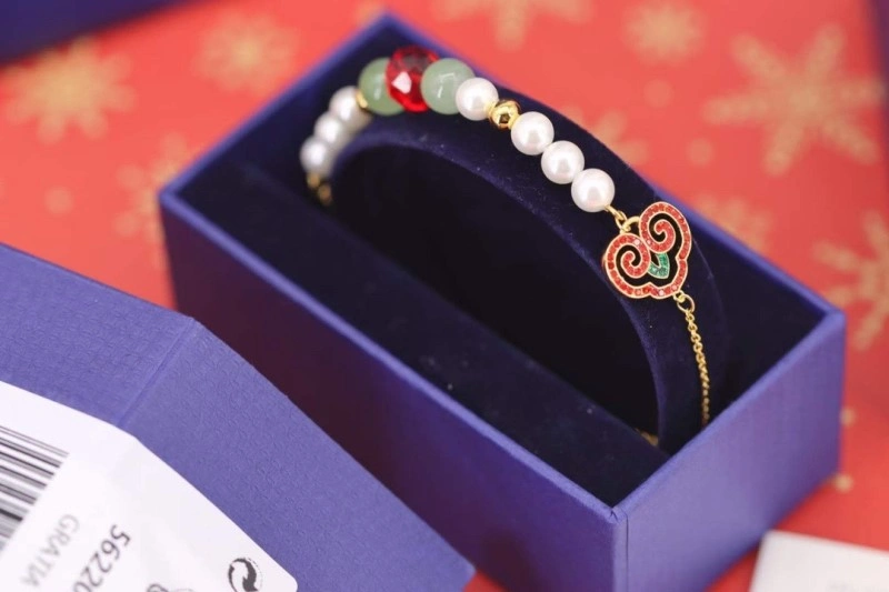 Neat Swarovski Bracelets 251907