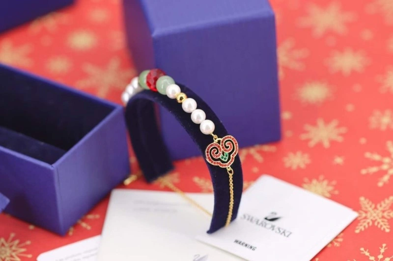 Neat Swarovski Bracelets 251907