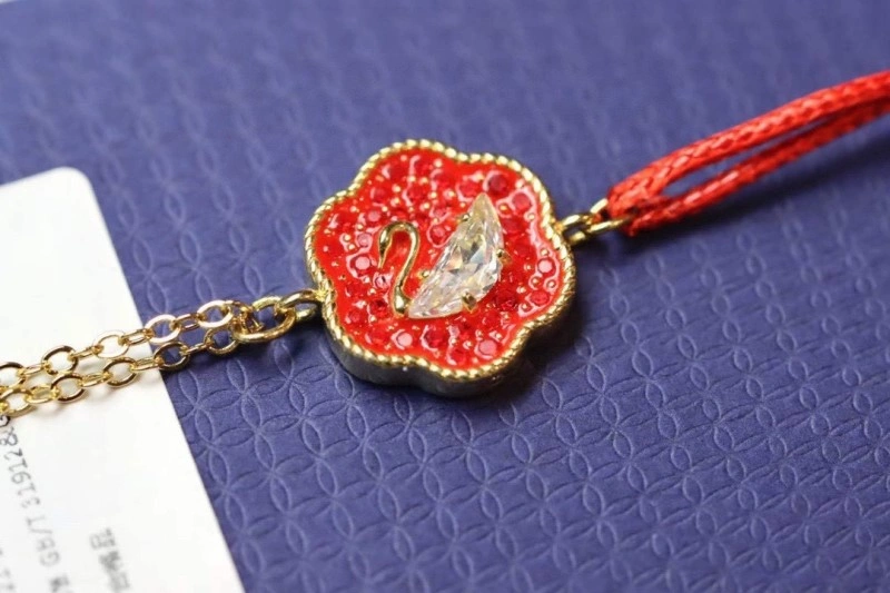 Supportive Swarovski Bracelets 251821